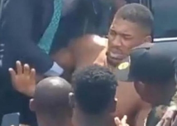 Aksident i rëndë në Nigeri, boksieri Anthony Joshua i shpëton vdekjes