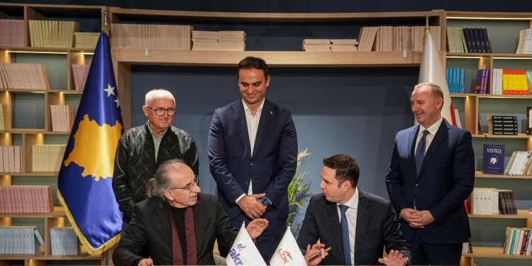 LDK nënshkruan koalicion edhe me AKR-në