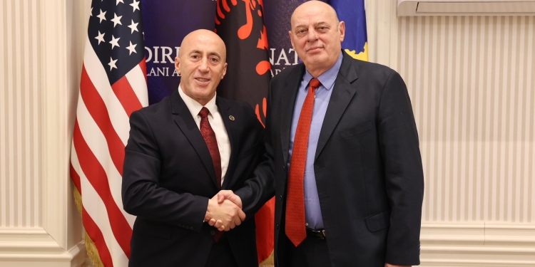 Ramush Haradinaj njofton kandidimin e Agim Çekut për deputet