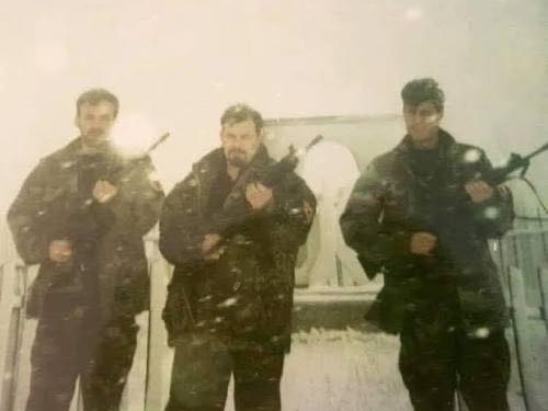 Buja publikon foto me Thaçin dhe Limajn: Bashkimi bën fuqinë