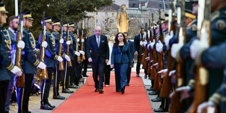 Osmani pret Presidentin Sulyok: Hungaria sinjalizon mbështetje për Kosovën