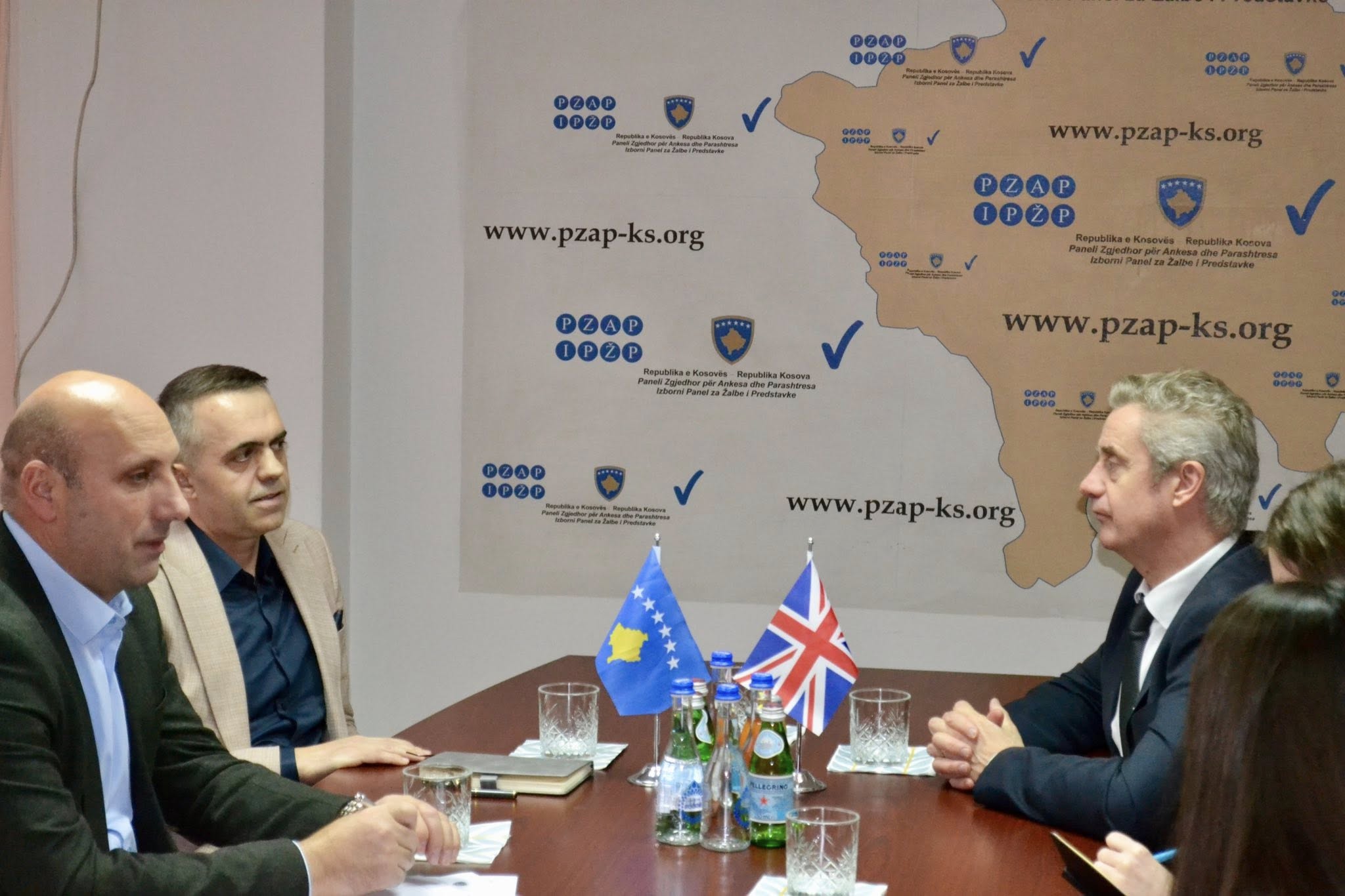 Hargreaves shkon në PZAP, kërkon që gjyqtarëve të mos u bëhet presion