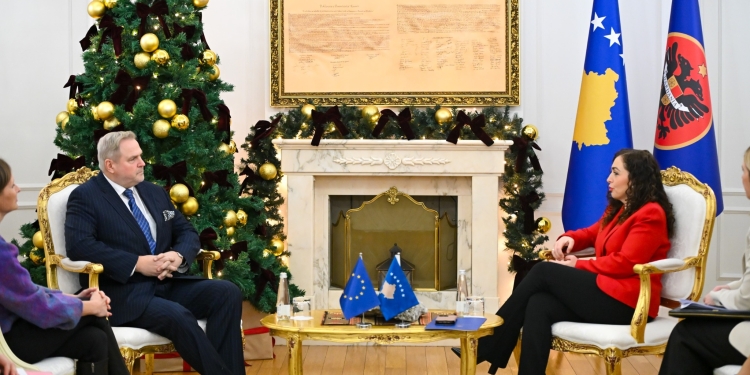 Osmani pret në takim Terras: Vazhdimi i masave mbetet i pashpjegueshëm, i padrejtë dhe i paarsyeshëm