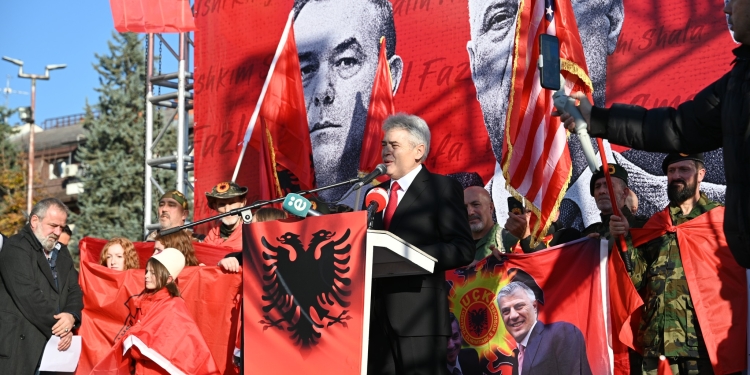 Ahmeti pas protestës: Shqiptarët folën njëzëri, është koha që djemtë tanë të kthehen në shtëpi