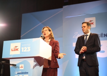 Pantina nis fushatën nga Klina: Me shpresë dhe dritë drejt fitores