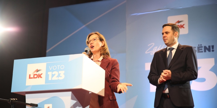 Pantina nis fushatën nga Klina: Me shpresë dhe dritë drejt fitores