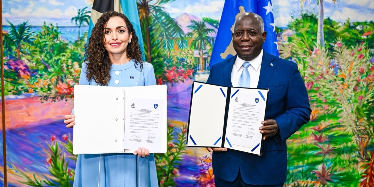 Bahamas njeh Kosovën