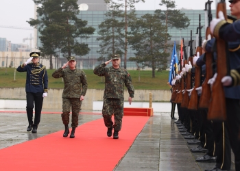 Bashkëpunimi Kosovë-Shqipëri, komandanti i FSK-së pret në takim Shefin e Shtabit të FARSH-it