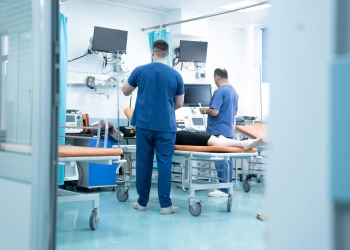 Arben Vitia: Investime të vazhdueshme për përmirësimin e shërbimeve shëndetësore në Spitalin e Gjakovës