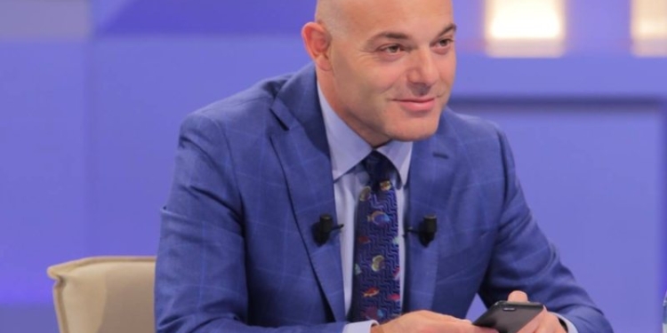 Buburreca, mish kali, krokodil, gur dhe jo vetëm – Bledi Fevziu shpalos përvojat me ushqimet e rralla që ka provuar