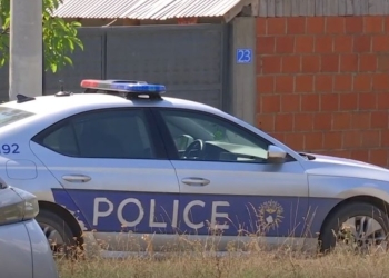 Dy shtetas sirianë u gjetën të lënduar në Koshuticë të Leposaviqit – Policia jep detaje, ngjarja nuk dihet si ka ndodhur