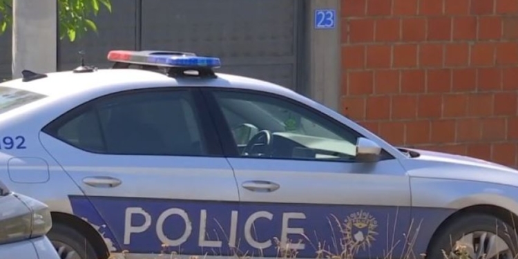 Dy shtetas sirianë u gjetën të lënduar në Koshuticë të Leposaviqit – Policia jep detaje, ngjarja nuk dihet si ka ndodhur