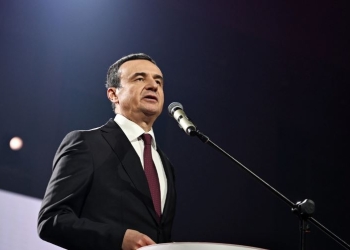 Kurti: Veteranët e UÇK-së janë bashkudhëtarët e dëshmorëve të lirisë