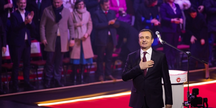 Albin Kurti falënderon qytetarët pas fitores historike: Jeni shumë, madje aq shumë sa shumicës nuk ua njohim e dimë emrin