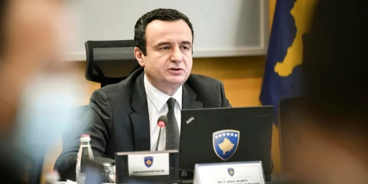 Qeveria në detyrë mban mbledhje elektronike, miraton dy vendime