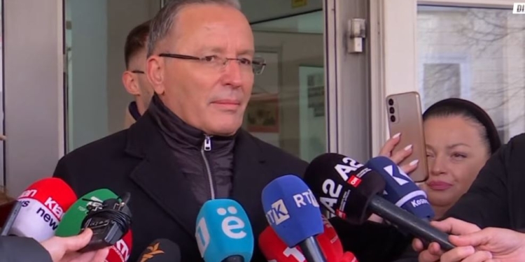 Hamza pas votimit, i fton qytetarët të votojnë sipas bindjeve të tyre