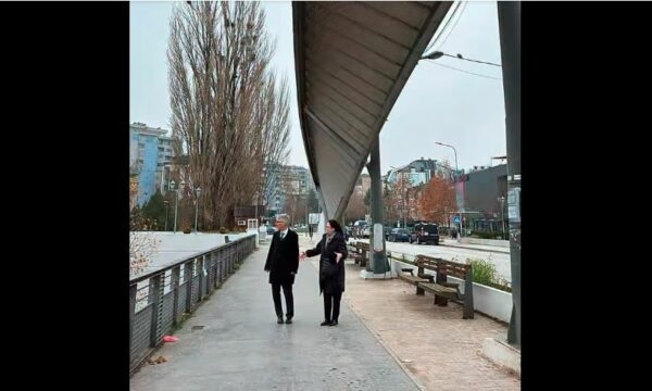 Ambasadori i ri gjerman viziton Mitrovicën e Veriut, thotë se mësoi për sfidat politike