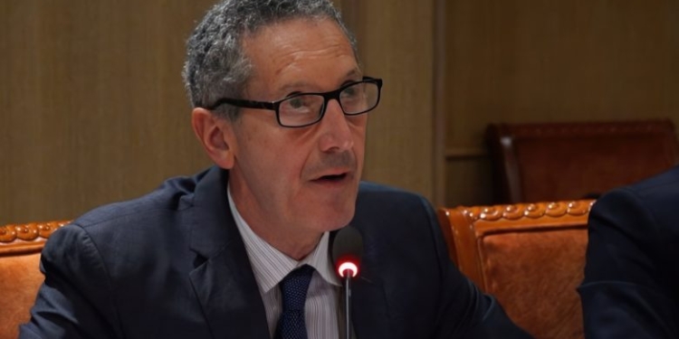 Joseph: Serbia në udhëkryq, duhet t’i largojë rusët nga industria e naftës, SHBA duket serioze për këtë dhe s’do lojëra