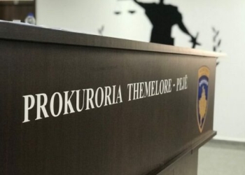 Gjetja e një trupi të pajetë në lum në Klinë, Prokuroria: Është dhënë autorizimi për hetimin e rrthanave të rastit