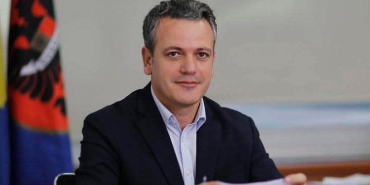 “Ti nuk je numër, je emër” – Vazhdojnë pakënaqësitë në LDK, kësaj radhe për Arben Gashin