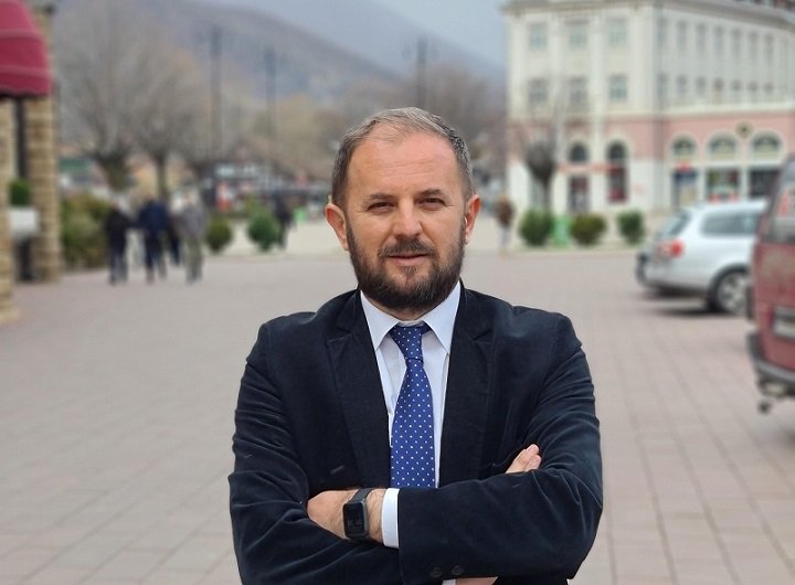 LVV e lë jashtë listës Gazmir Racin: mos po e rezervon për qeveri?