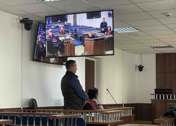 Jeton Mehmeti akuzohet se përfitoi rreth dy milionë euro përmes mashtrimit, deklarohen dy nga të dëmtuarit