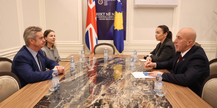 Hargreaves takon edhe Haradinajn, diskutohet për proceset në të cilat po kalon Kosova