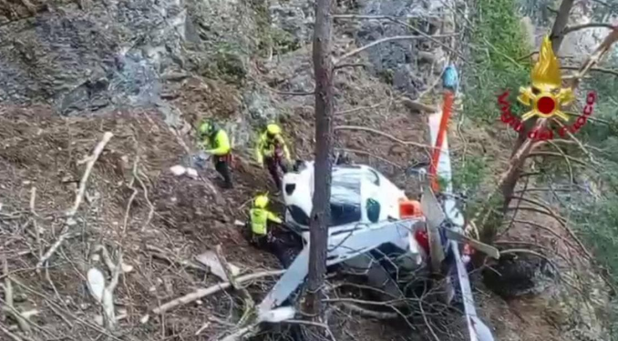 Rrëzohet helikopteri në Itali, një viktimë dhe tre të plagosur