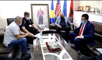 Ekskluzive: Agim Bahtiri ua ndërpret takimin KFOR-it italian pas iniciativës për bllokimin e urës së Ibrit