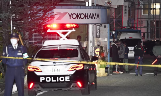 Të paktën 15 persona të plagosur në një sulm me thikë dhe acid në një fabrikë në Japoni