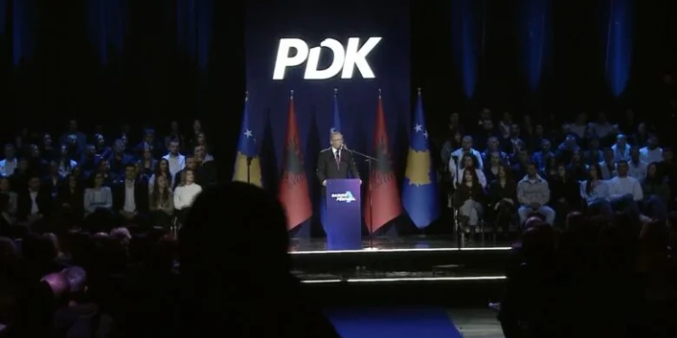 Bedri Hamza: Në vitin 2026, Thaçi, Veseli, Krasniqi e Selimi do të kthehen në shtetin e tyre!