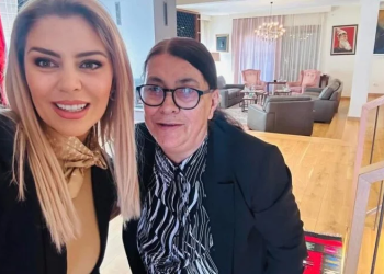Deliu publikon foto me Nënën Rukë të Haradinajve: Është nënë e heronjve