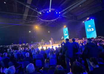 Abdixhiku prezanton Ministrinë e Familjes si shtyllë të politikave sociale