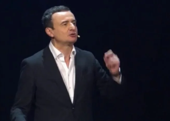 Kurti e hap fushatën me ura: Ata të tjerët s’arrinin as t’i kalojnë, e lëre më të vendosin të tjera