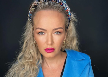 Adriana Matoshi kërkon votë “për m’i sos” opozitën: Unë vazhdoj me punu e me ju gëzu