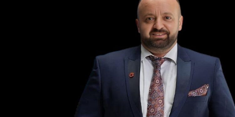 Tha se nuk e votoi as veten – kaq vota ka marrë deri tani kandidati i PDK-së, Qendrim Kryeziu