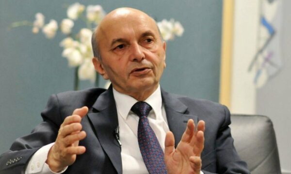 Isa Mustafa pret ndryshim të rezultatit zgjedhor më 28 dhjetor: Vendi duhet të kthehet në binarët normalë