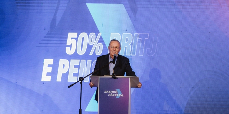 Hamza premton se nuk hyn në fuqi ligji për rritjen e tatimit në pronë, e gjithashtu garanton për rritje pagash – I tregon Kurtit si mund të bëhet kjo