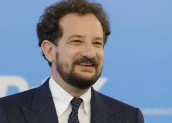 Bernard Nikaj njofton se nuk do të kandidojë për deputet