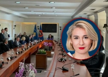 Ndërkombëtarët me gajle të veta, Kosova në kërkim të institucioneve – a do të kemi qeveri pas 28 dhjetorit, Emini: Vendi para dy skenarëve