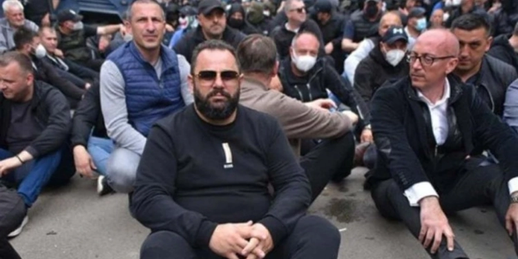 Serbi i dyshuar për sulmin ndaj KFOR-it në Zveçan, në qendër të aferës në Serbi