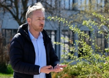 Deda: Jetojmë të lirë që 26 vjet dhe ende një popull i tërë merret me Serbinë