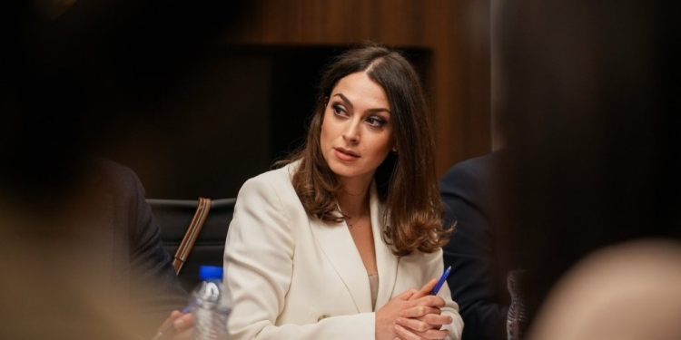 Kica – Xhelili për Kurtin: Kongresi amerikan e aprovoi njëzëri si pengues të marrëdhënieve me ShBA-në