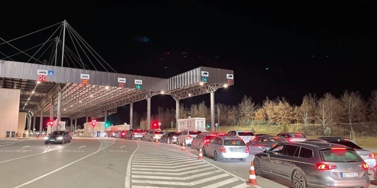 Serbia arreston në Merdare shtetasin shqiptar, pretendon se ia gjetën flamurin e UÇK-së