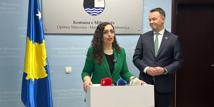 Peci: Mitrovica tash e ka vëmendjen e Presidentes dhe Qeverisë