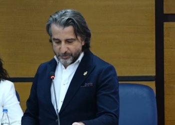 Rama pas betimit, zotohet se do ta kryejë detyrën me ndershmëri dhe besnikëri