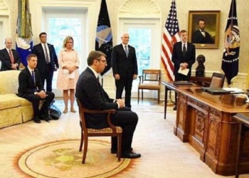 Vijesti: Vuçiq u përpoq ta përfshinte presidentin amerikan në një skandal të madh korruptiv, projekti përfundon në dështim