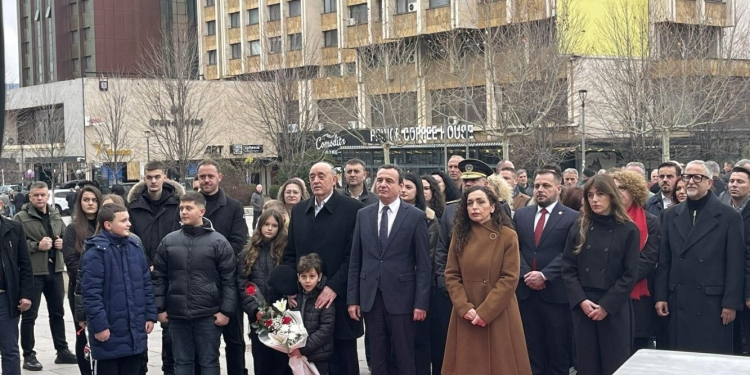 29 vjet nga rënia heroike – nderohen Zahir Pajaziti, Hakif Zejnullahu e Edmond Hoxha