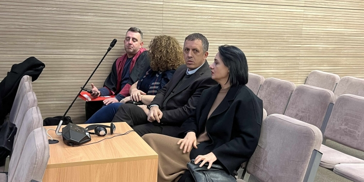 Mungon Xhelali: Në seancën e gazit lotsjellës shkojnë veç Sali Zyba, Fitore Pacolli dhe Drita Millaku