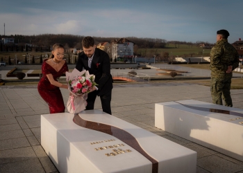 Bekim Jashari emocionon me urimin për fejesën e Hamzës së ri: Edhe në mes të betejës tre-ditore, kënga s’pushoi kurrë